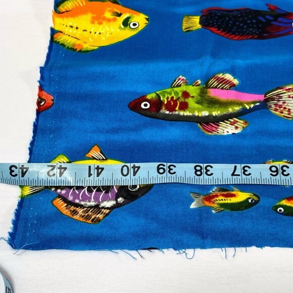 VTG Alexander Henry 'Waters of the Yellowtail' Fabric 1+ yd. x 42" W - 1998 - Picture 4 of 4